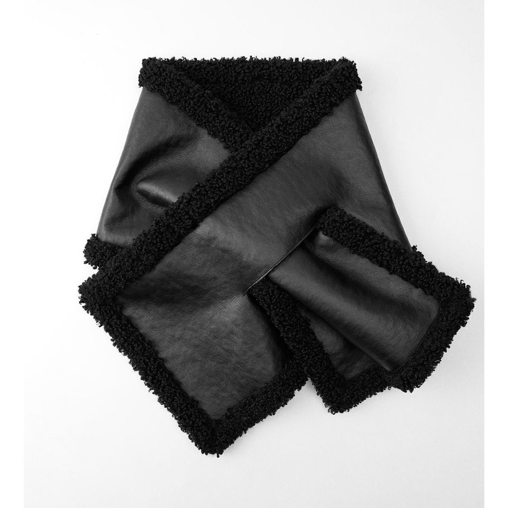 Zara double faced fleece lined scarf